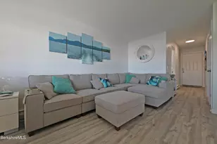 580 S Main St, Lanesborough, MA 01237 - Photo 10