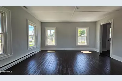 1121-1123 Ny-295, East Chatham, NY 12060 - Photo 4