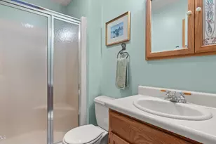 161 Leona Dr, Pittsfield, MA 01201 - Photo 28