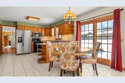 161 Leona Dr, Pittsfield, MA 01201 - Photo 10