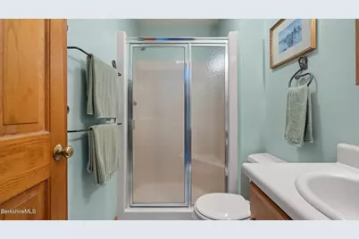 161 Leona Dr, Pittsfield, MA 01201 - Photo 30