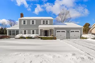 161 Leona Dr, Pittsfield, MA 01201 - Photo 1