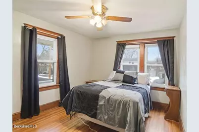 17 Kenwood St, Pittsfield, MA 01201 - Photo 20