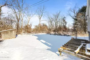 26 Crosier Ave, Pittsfield, MA 01201 - Photo 24