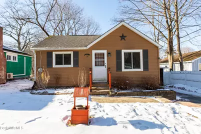 30 Pinehurst Ave, Pittsfield, MA 01201 - Photo 8