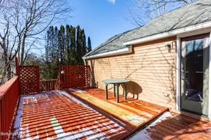 30 Pinehurst Ave, Pittsfield, MA 01201 - Photo 10