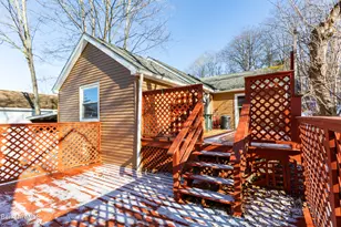 30 Pinehurst Ave, Pittsfield, MA 01201 - Photo 8