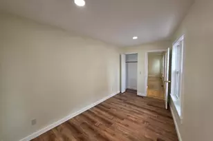 19 Pleasant St, Adams, MA 01220 - Photo 12