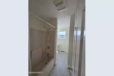 19 Pleasant St #2B, Adams, MA 01220 - Photo 10