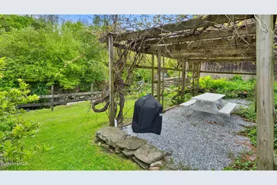 8 Yale Hill Rd, Stockbridge, MA 01262 - Photo 50