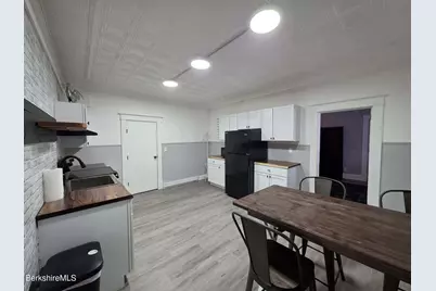98L Summer St, Adams, MA 01220 - Photo 2