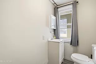 76-78 Stoddard Ave, Pittsfield, MA 01201 - Photo 12