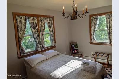 15 Ballou St, North Adams, MA 01247 - Photo 14