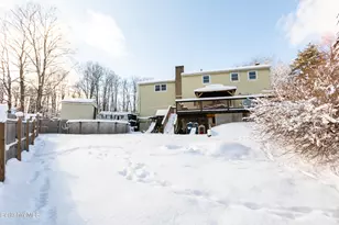 268 Devonshire Dr, Cheshire, MA 01225 - Photo 8