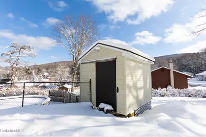 268 Devonshire Dr, Cheshire, MA 01225 - Photo 44