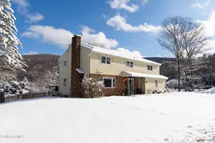 268 Devonshire Dr, Cheshire, MA 01225 - Photo 1