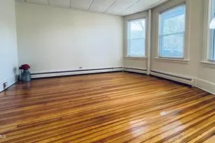 35 Livingston Ave, Pittsfield, MA 01201 - Photo 8