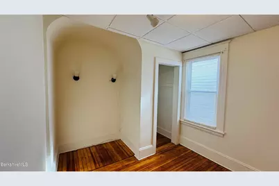 35 Livingston Ave, Pittsfield, MA 01201 - Photo 16