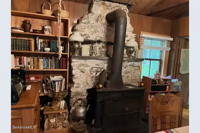 26 Pine St, New Marlboro, MA 01230 - Photo 14