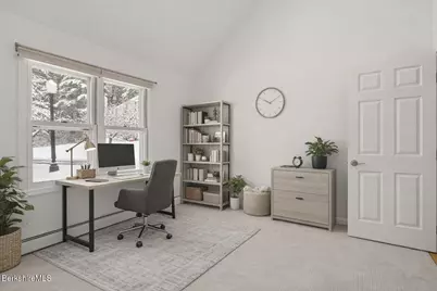 8 Applewood Ln, Pittsfield, MA 01201 - Photo 16