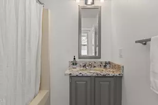 8 Applewood Ln, Pittsfield, MA 01201 - Photo 14
