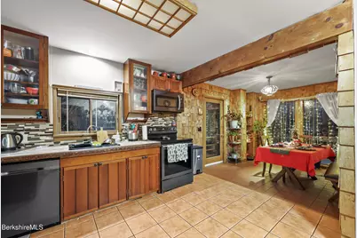 74 Norman Ave, Pittsfield, MA 01201 - Photo 18