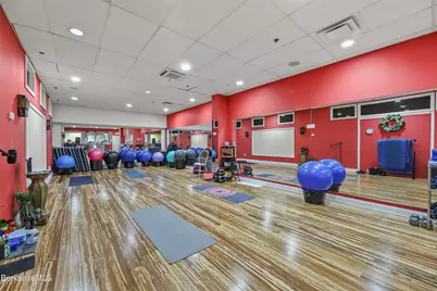 137 North St, Pittsfield, MA 01201 - Photo 8