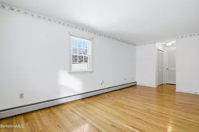 121 Kittredge Rd, Pittsfield, MA 01201 - Photo 22