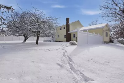 121 Kittredge Rd, Pittsfield, MA 01201 - Photo 4