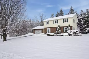 121 Kittredge Rd, Pittsfield, MA 01201 - Photo 1