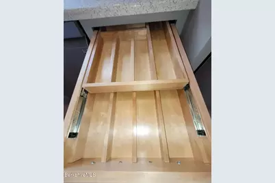 1842 East St, Pittsfield, MA 01201 - Photo 14