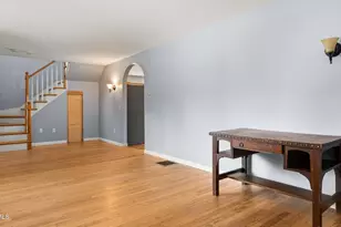 42 Bryant St, Pittsfield, MA 01201 - Photo 4