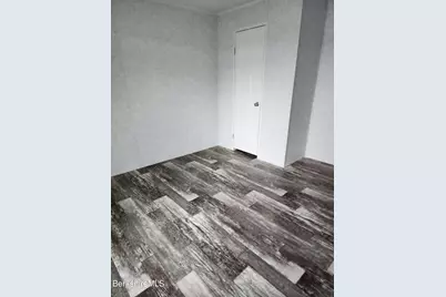 4 Seminole Dr, North Adams, MA 01247 - Photo 4