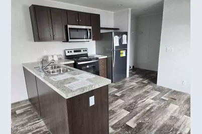 4 Seminole Dr, North Adams, MA 01247 - Photo 12