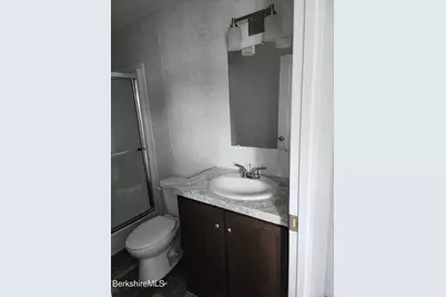 4 Seminole Dr, North Adams, MA 01247 - Photo 8