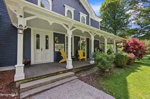 295 Blair Rd, Williamstown, MA 01267 - Photo 2