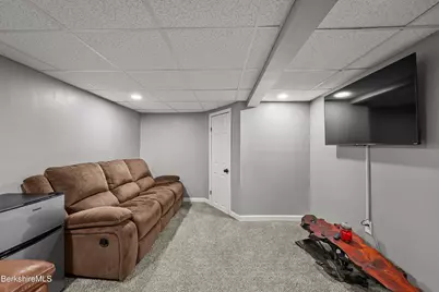 96 Broadview Ter, Pittsfield, MA 01201 - Photo 32