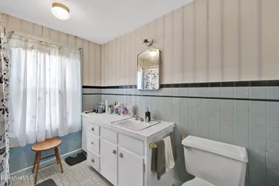 59 Prospect St, Ludlow, MA 01056 - Photo 22