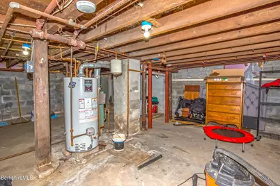 500 Walker St, Lenox, MA 01240 - Photo 46