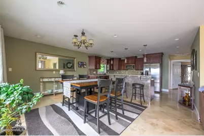 140 Hancock Rd, Pittsfield, MA 01201 - Photo 24