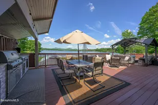 140 Hancock Rd, Pittsfield, MA 01201 - Photo 14