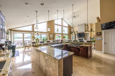 140 Hancock Rd, Pittsfield, MA 01201 - Photo 6