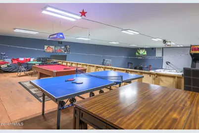 140 Hancock Rd, Pittsfield, MA 01201 - Photo 32