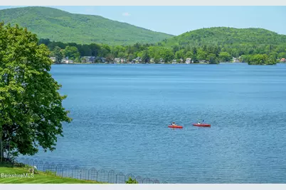 140 Hancock Rd, Pittsfield, MA 01201 - Photo 52