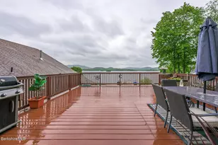 140 Hancock Rd, Pittsfield, MA 01201 - Photo 26