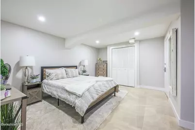 140 Hancock Rd, Pittsfield, MA 01201 - Photo 36