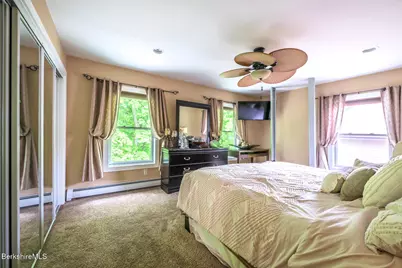 140 Hancock Rd, Pittsfield, MA 01201 - Photo 36