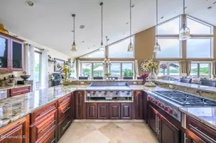 140 Hancock Rd, Pittsfield, MA 01201 - Photo 8