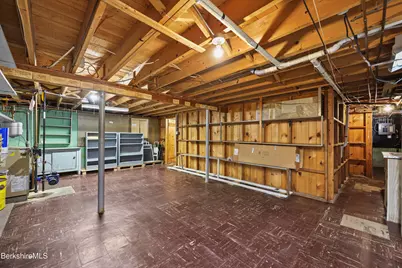 158 Eleanor Rd, Pittsfield, MA 01201 - Photo 38