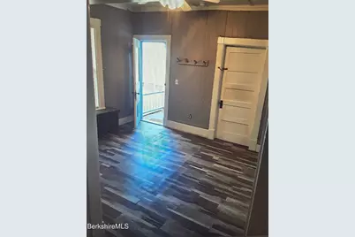 301 Walnut St, North Adams, MA 01247 - Photo 8